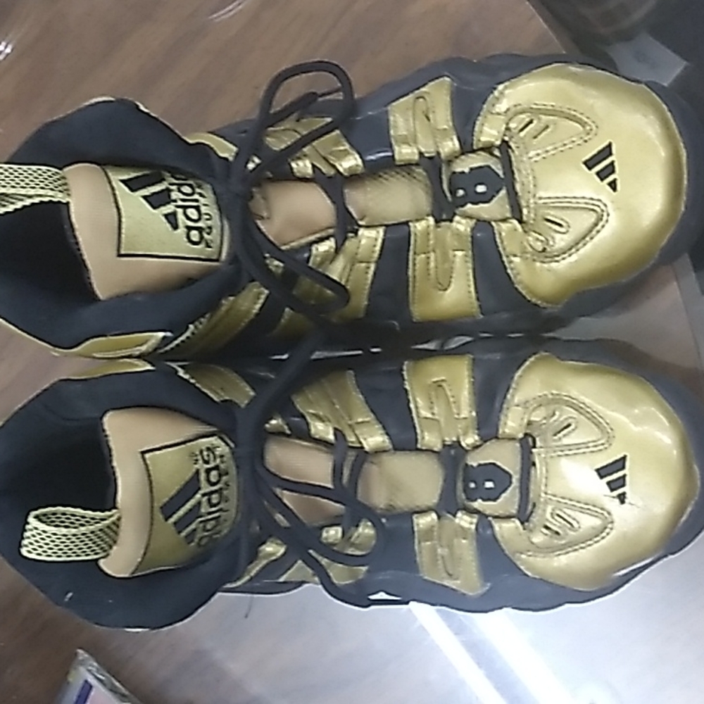 Adidas crazy 8  black and gold